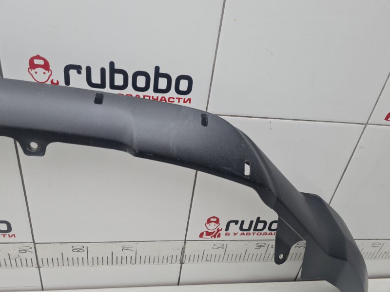 Накладка переднего бампера RAV4 CA40