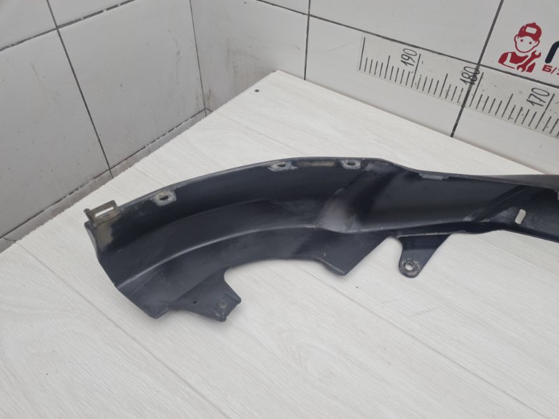 Накладка переднего бампера RAV4 CA40