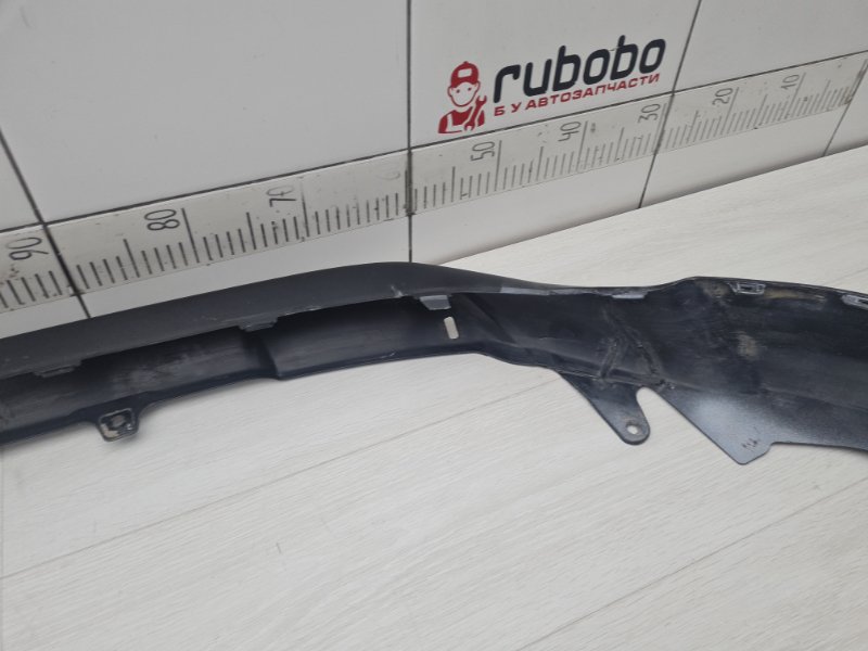 Накладка переднего бампера RAV4 CA40