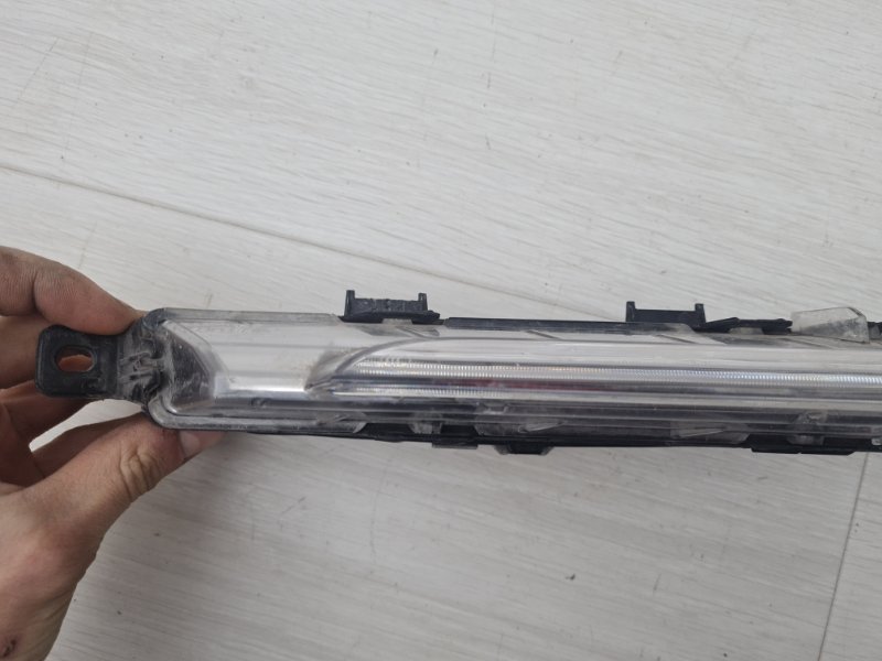 Дневной ходовой огонь правый Cayenne 2018 3