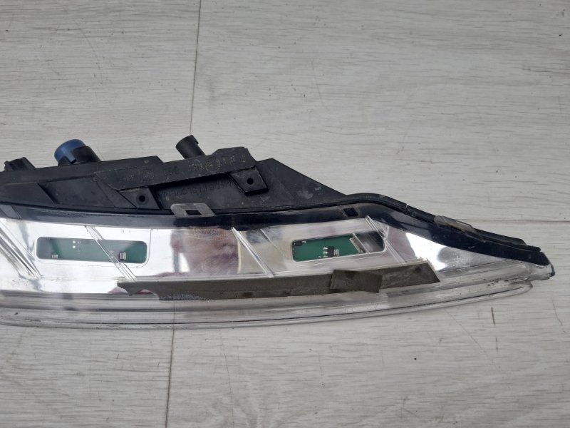 ПТФ левая Macan