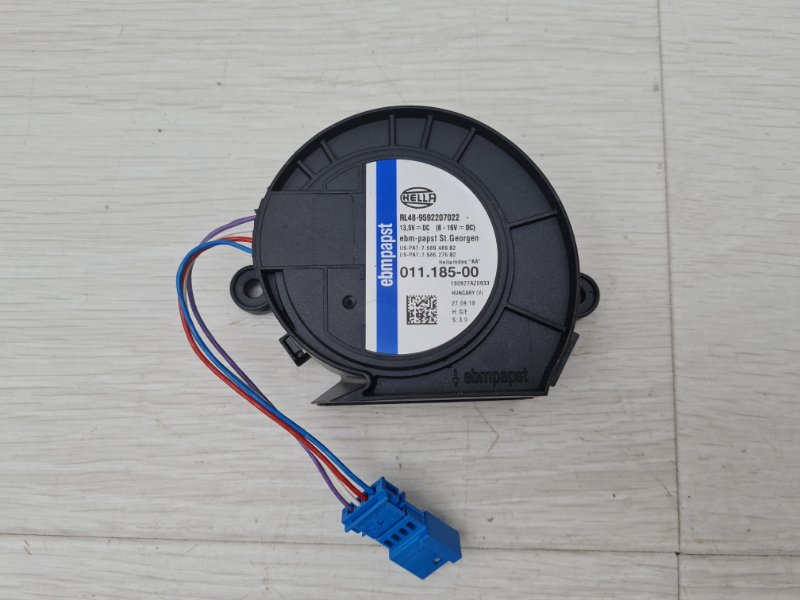 Вентилятор охлаждения фары Porsche Cayenne 92A