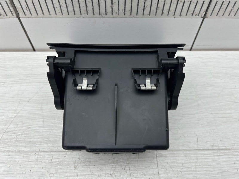 Бардачок передней консоли X1 2016 F48 B46A20B