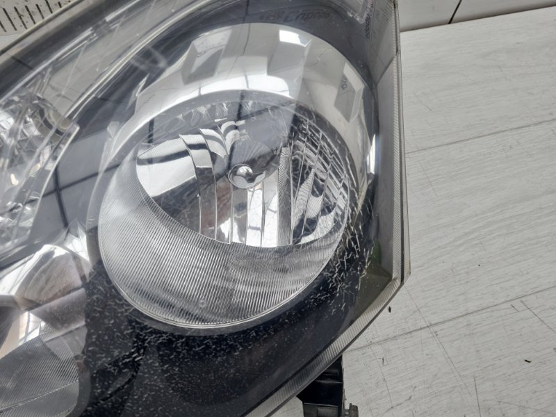 Фара левая Koleos 1 Фара левая Koleos 1