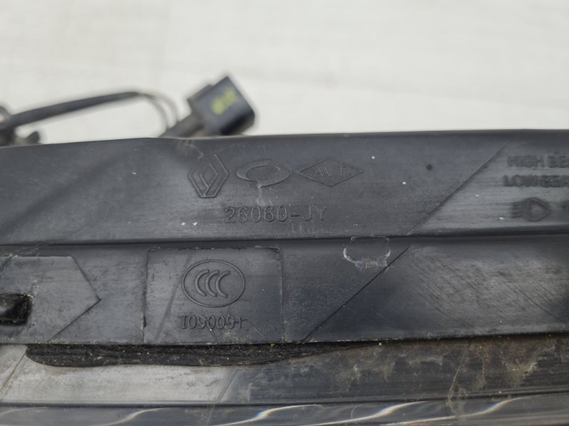 Фара левая Koleos 1 Фара левая Koleos 1