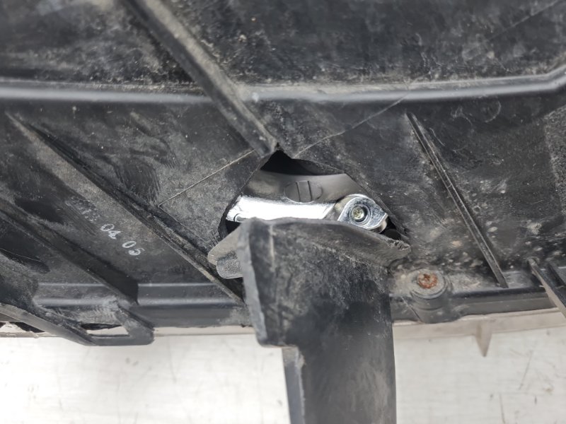 Фара левая Koleos 1 Фара левая Koleos 1