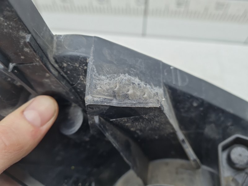 Фара левая Koleos 1 Фара левая Koleos 1