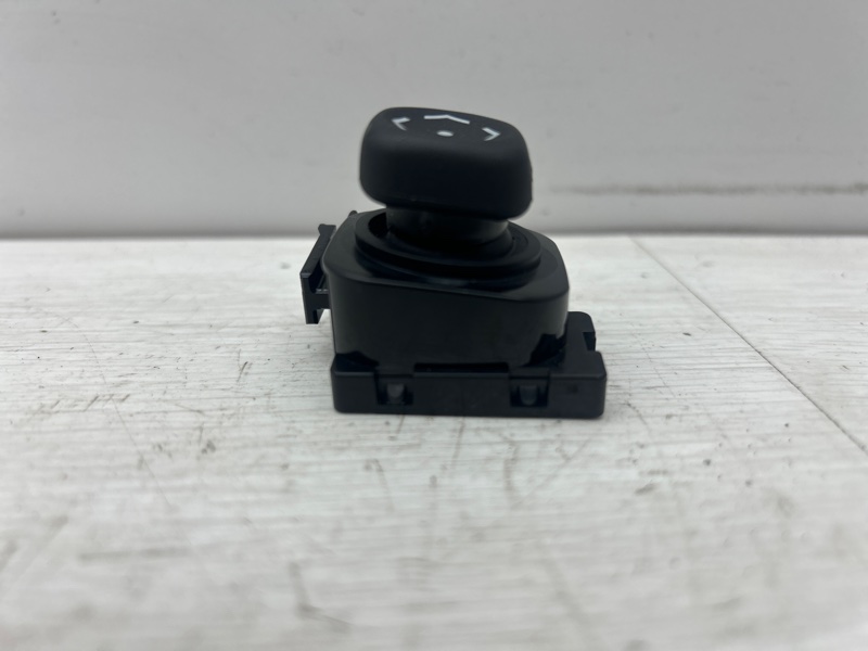 Кнопка рулевой колонки Lexus RX 4 AL20 2GR-FXS