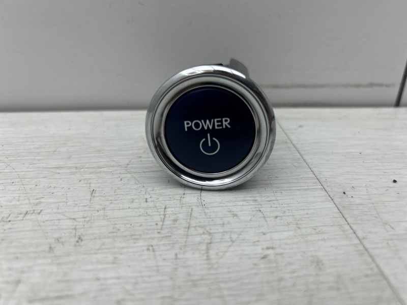 Кнопка старт-стоп RX 4 2017 AL20 2GR-FXS