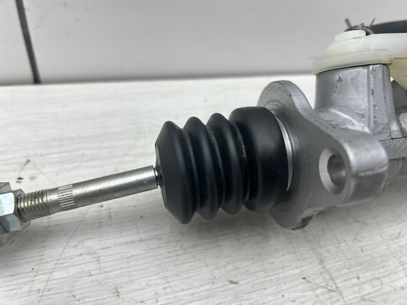 Главный тормозной цилиндр RX 4 2017 AL20 2GR-FXS