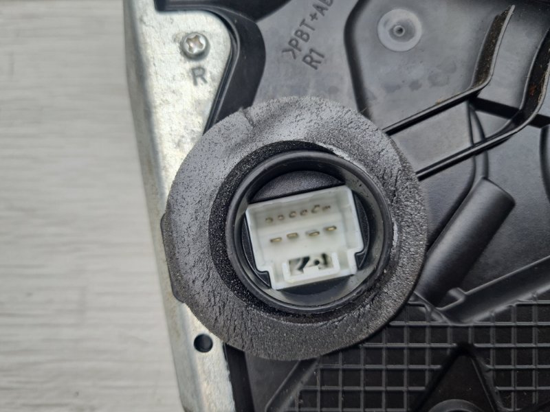 Замок двери передний правый RX 4 2017 AL20 2GR-FXS