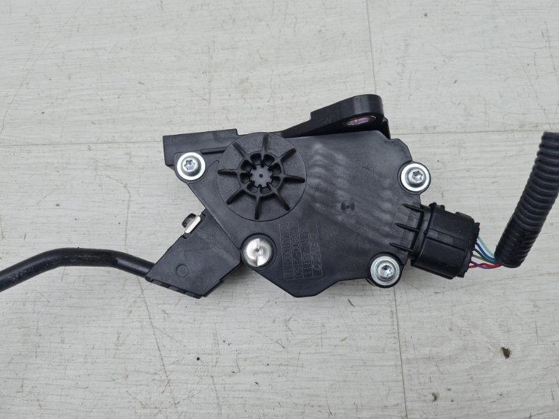 Педаль газа RX 4 2017 AL20 2GR-FXS