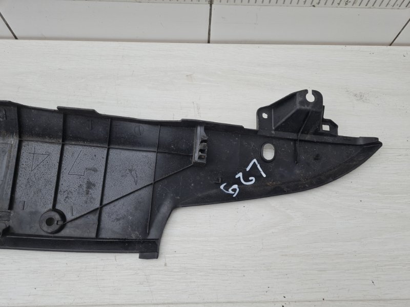 Пыльник крыла левый RX 4 2017 AL20 2GR-FXS