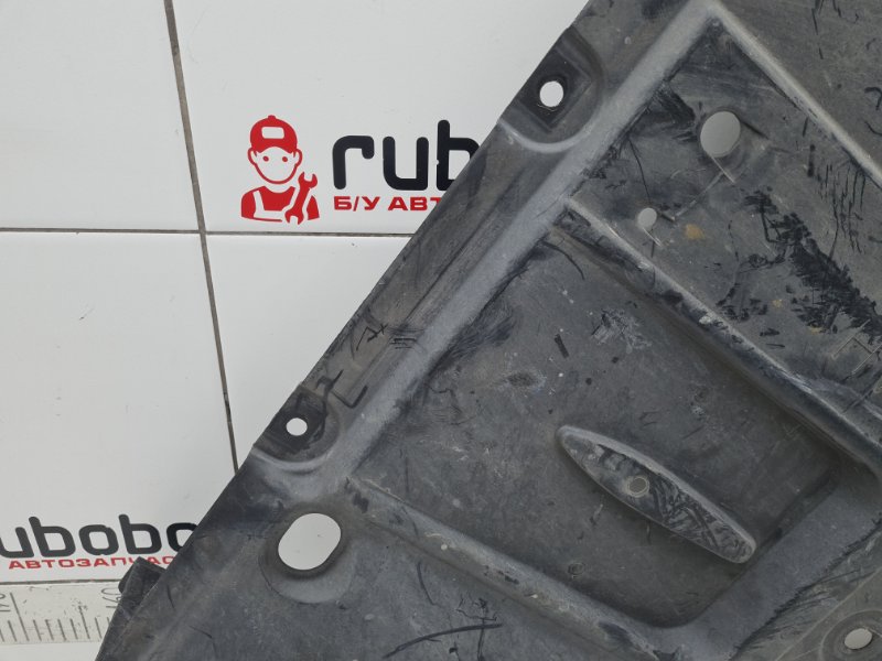 Защита днища левая RX 4 2017 AL20 2GR-FXS Защита днища левая RX 4 2017 AL20 2GR-FXS