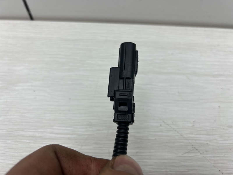 Датчик ABS задний левый RX 4 2017 AL20 2GR-FXS