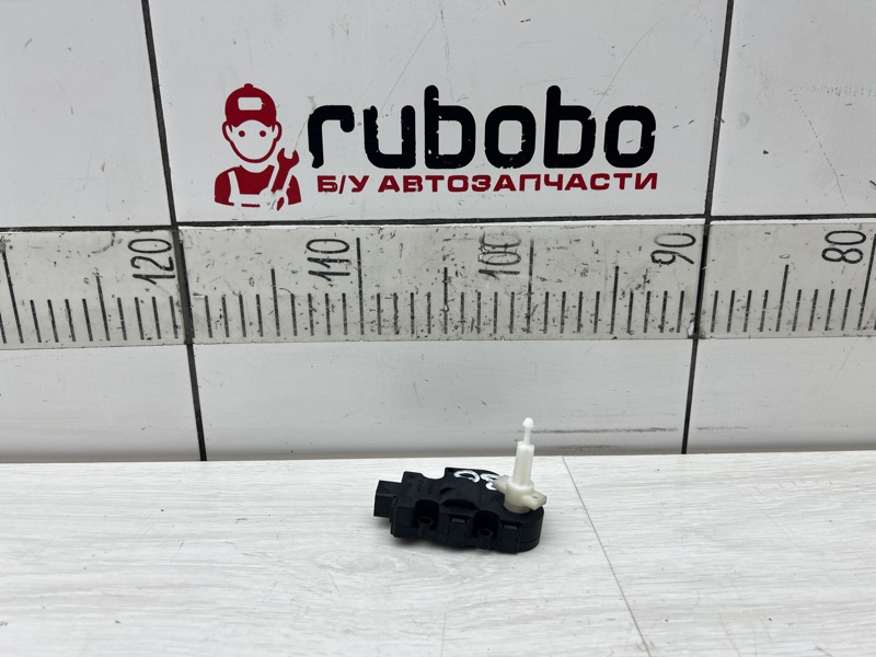 Запчасть актуатор печки BMW 5 2012 F10 N63B44A 64119319037 контрактная Актуатор печки BMW 5 2012 F10 N63B44A 64119319037 контрактная