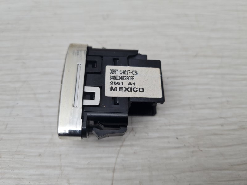 Кнопка центрального замка передняя правая Ford Explorer U502 T35PDED
