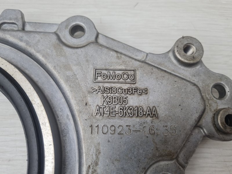 Крышка коленвала Explorer 2012 U502 T35PDED