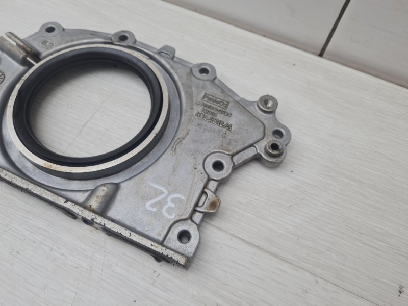 Крышка коленвала Ford Explorer U502 T35PDED