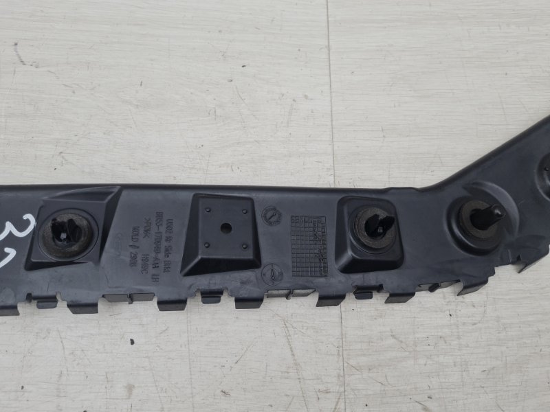 Кронштейн заднего бампера левый Ford Explorer U502 T35PDED Кронштейн заднего бампера левый Ford Explorer U502 T35PDED