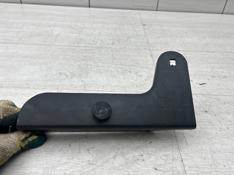 Кронштейн багажника правый Explorer 2012 U502 T35PDED