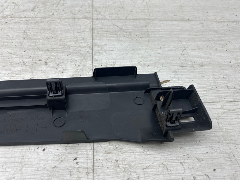 Обшивка стойки передняя левая Explorer 2012 U502 T35PDED