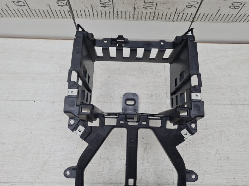 Кронштейн магнитолы MINI Coupe R58 N18B16C