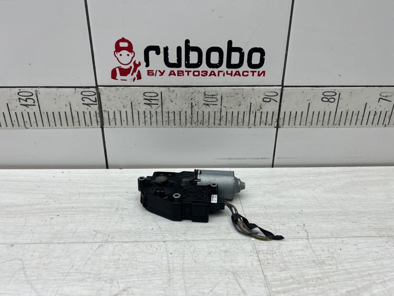 Моторчик люка BMW 5 2012 F10 N63B44A 67617316535 контрактная