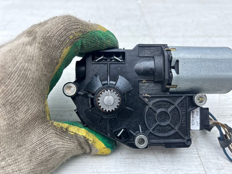 Моторчик люка BMW 5 F10 N63B44A