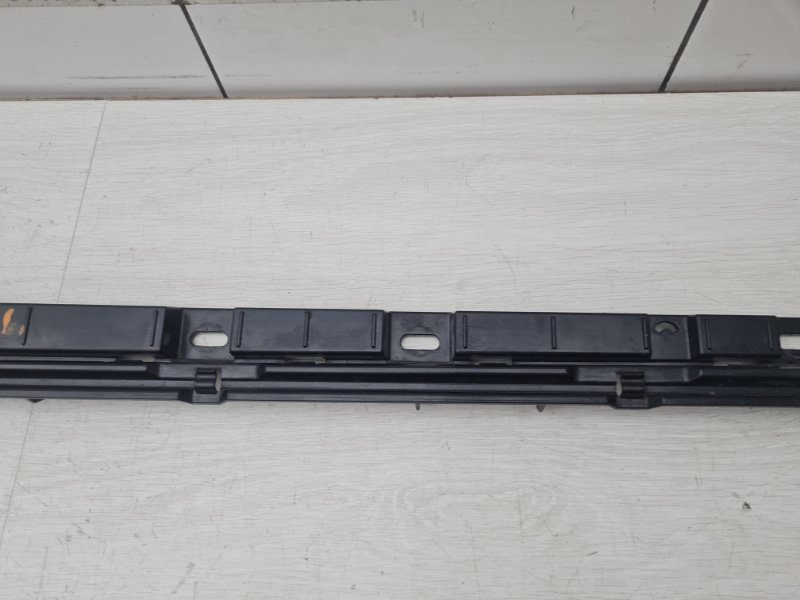 Кронштейн порога передний левый BMW 7 F01 LCI N63B44A