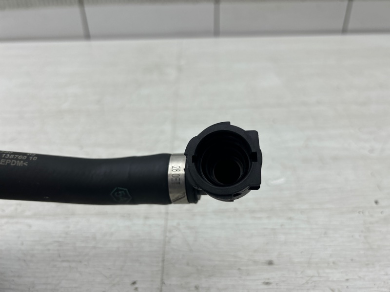 Трубка охлаждения X1 2016 F48 B46A20B Трубка охлаждения X1 2016 F48 B46A20B