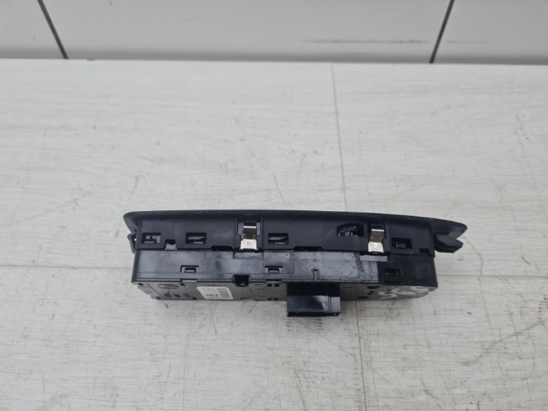 Блок управления стеклоподъемниками X1 2016 F48 B46A20B