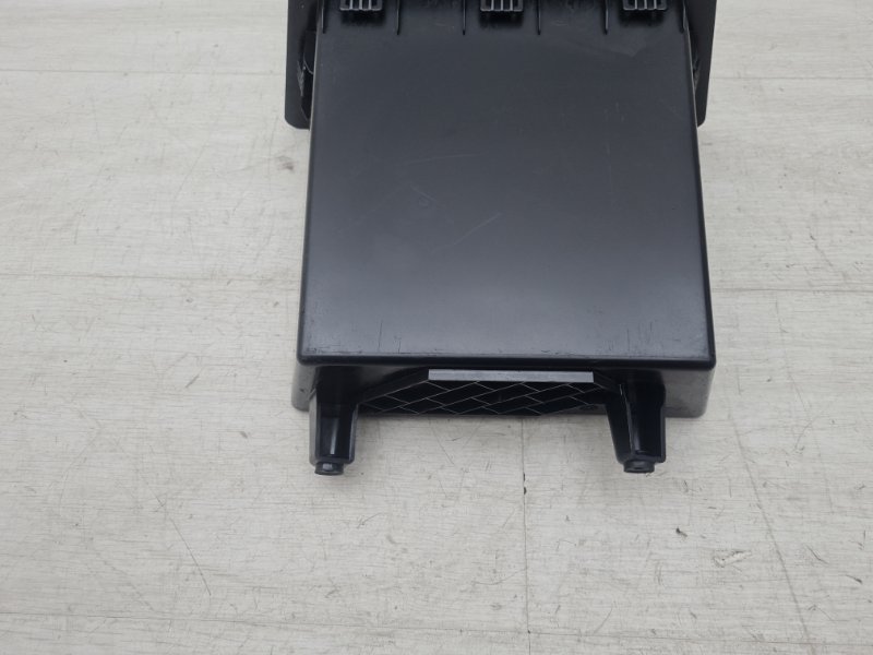 Ниша в багажник X1 2016 F48 B46A20B