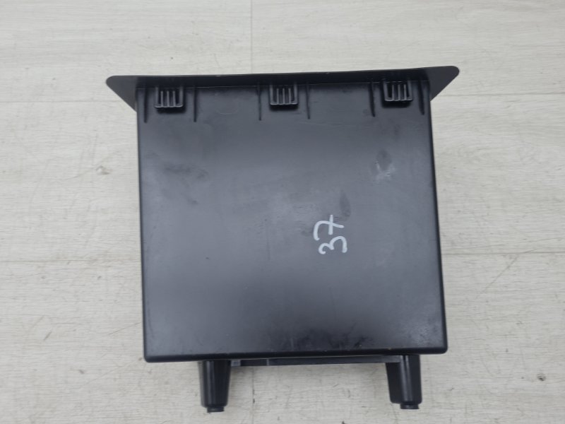 Ниша в багажник X1 2016 F48 B46A20B