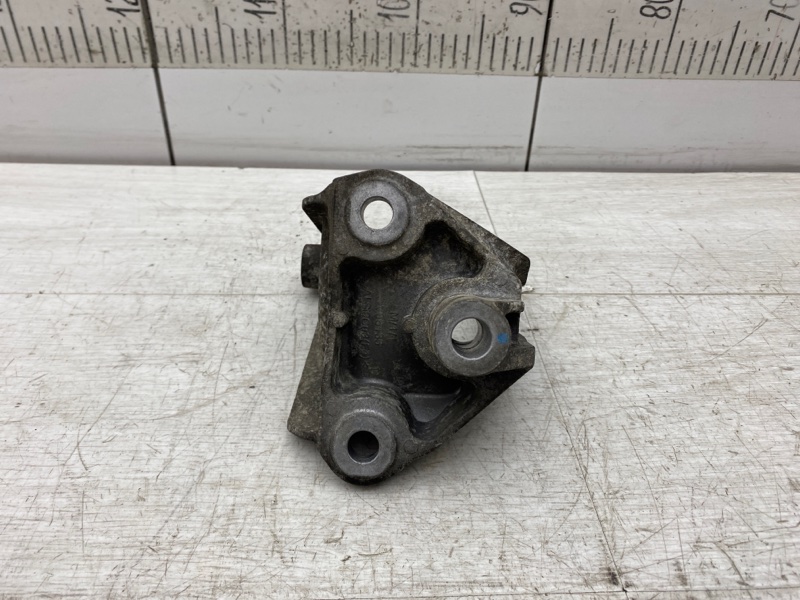 Кронштейн опоры двигателя задний Insignia OPC 2010 G09 A28NET Кронштейн опоры двигателя задний Insignia OPC 2010 G09 A28NET