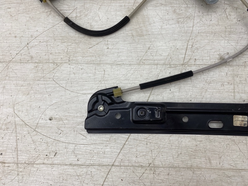 Стеклоподъемник передний правый Opel Insignia OPC G09 A28NET