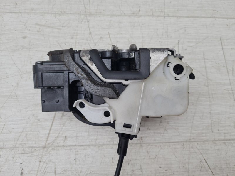 Замок двери передний правый Insignia OPC 2010 G09 A28NET Замок двери передний правый Insignia OPC 2010 G09 A28NET