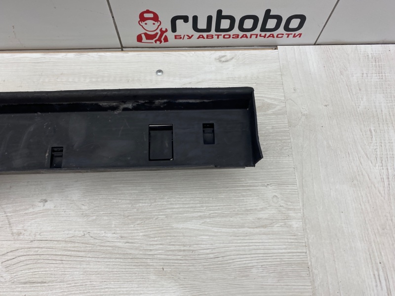 Кронштейн радиатора Insignia OPC 2010 G09 A28NET