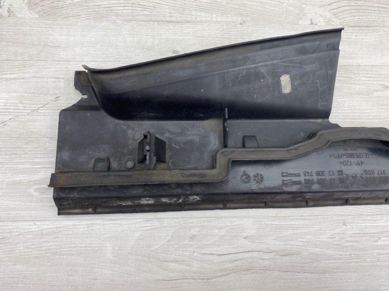 Кронштейн радиатора Insignia OPC 2010 G09 A28NET