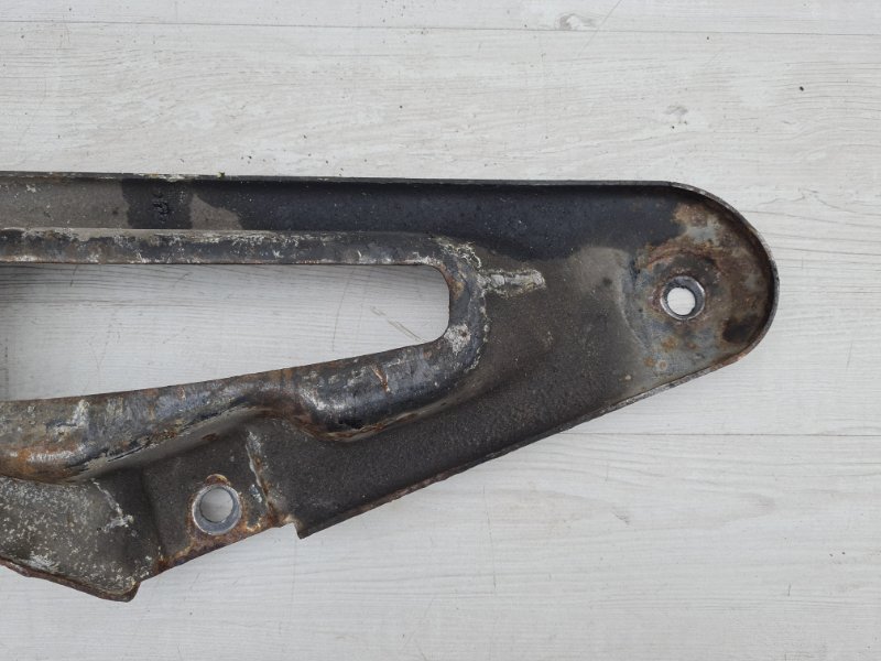 Кронштейн подрамника передний левый Insignia OPC 2010 G09 A28NET