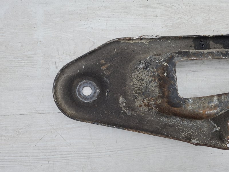 Кронштейн подрамника передний левый Insignia OPC 2010 G09 A28NET