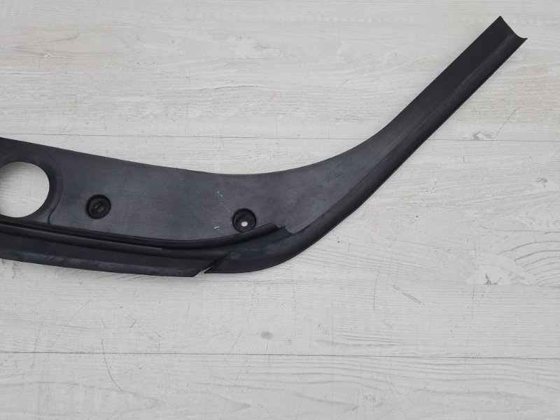 Накладка стойки левая задняя Mercedes-Benz GL X164 273.963