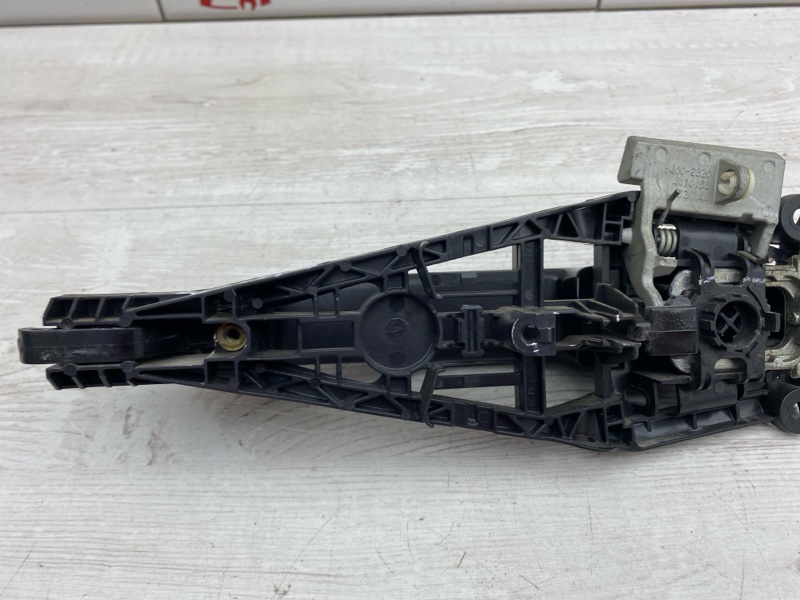 Ручка двери передняя правая Camaro SS 2013 GMX521 LS3 Ручка двери передняя правая Camaro SS 2013 GMX521 LS3