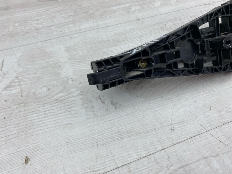 Ручка двери передняя правая Camaro SS 2013 GMX521 LS3 Ручка двери передняя правая Camaro SS 2013 GMX521 LS3