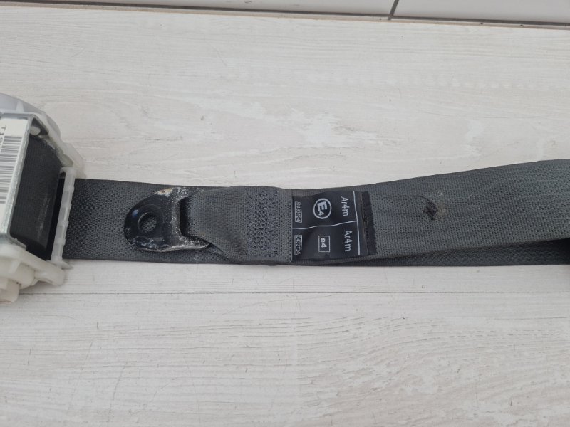 Ремень безопасности задний Dodge Challenger LC ERB