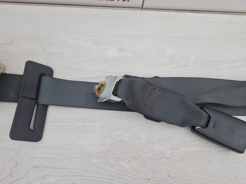 Ремень безопасности задний Dodge Challenger LC ERB Ремень безопасности задний Dodge Challenger LC ERB