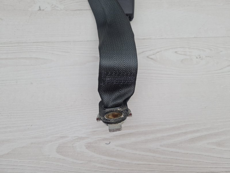 Ремень безопасности задний Challenger 2011 LC ERB Ремень безопасности задний Challenger 2011 LC ERB