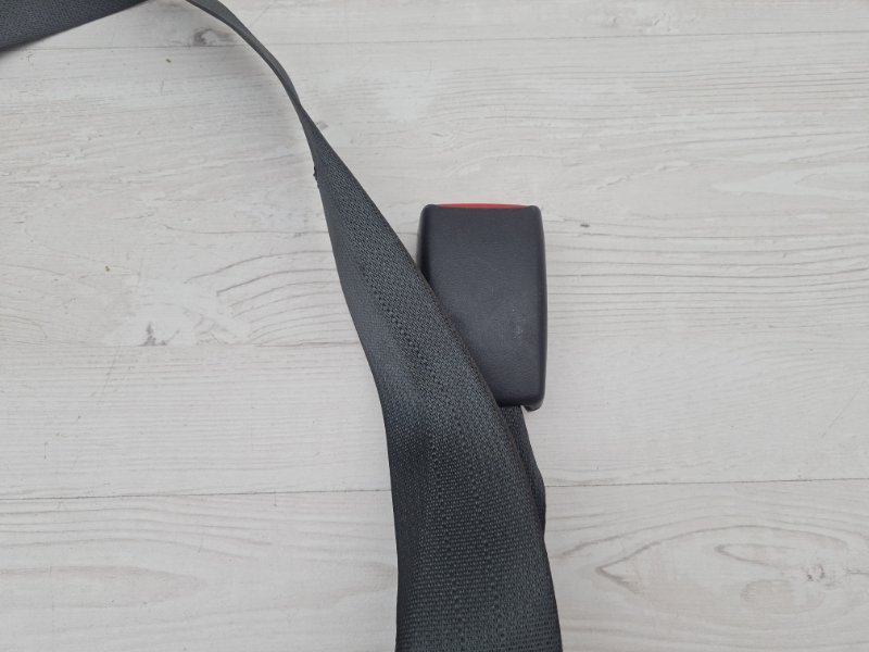 Ремень безопасности задний Challenger 2011 LC ERB Ремень безопасности задний Challenger 2011 LC ERB