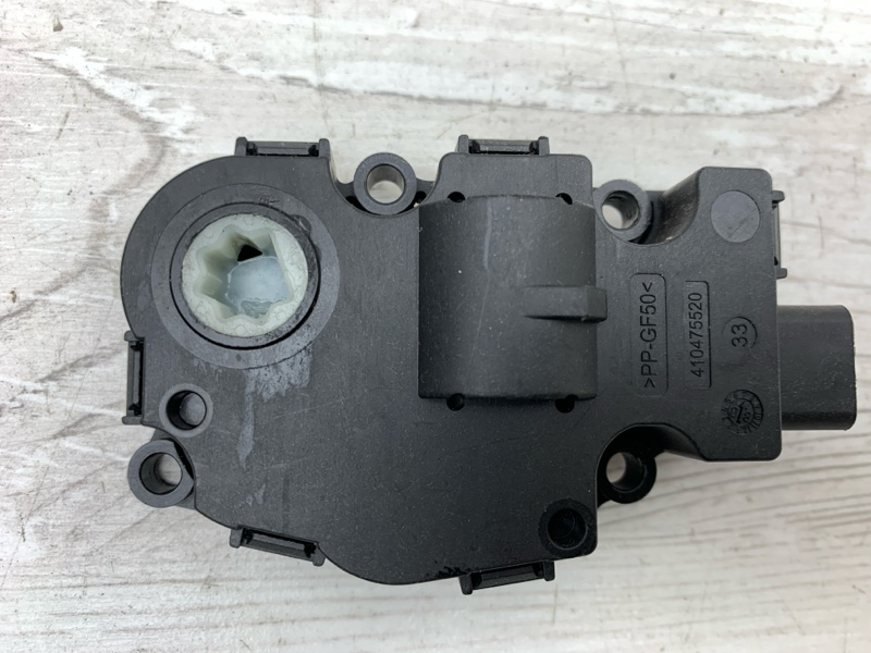Актуатор печки Mercedes-Benz GL X164 273.963 Актуатор печки Mercedes-Benz GL X164 273.963