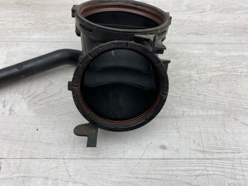 Патрубок воздушный GL 2008 X164 273.963